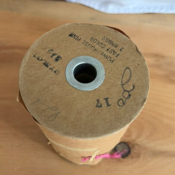 Vintage Rick Rack Trim on Original Roll Powerhouse Pink - Picture 3 of 8